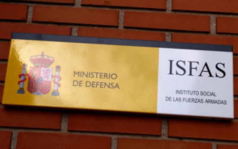 Cambio de modalidad ISFAS 2025 y la incertidumbre con ADESLAS y ASISA